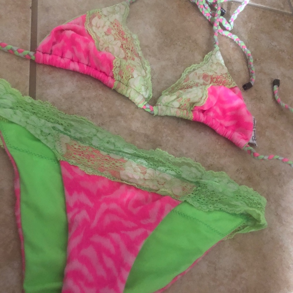 Beach bunny bikini
